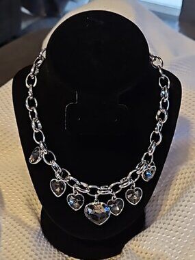 Paparazzi heart charm necklace grey stones